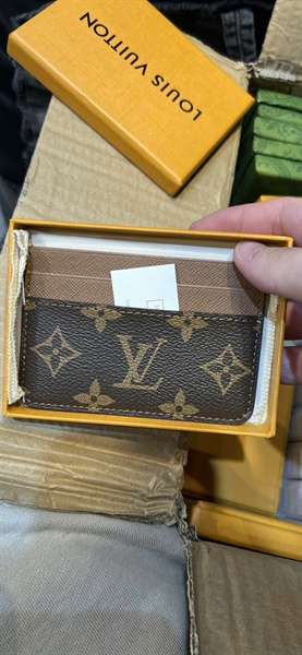 CARD HOLDER LV