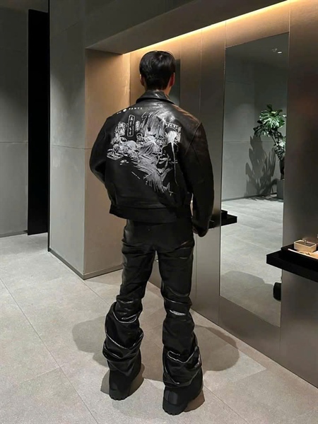LEATHER JACKET ERD