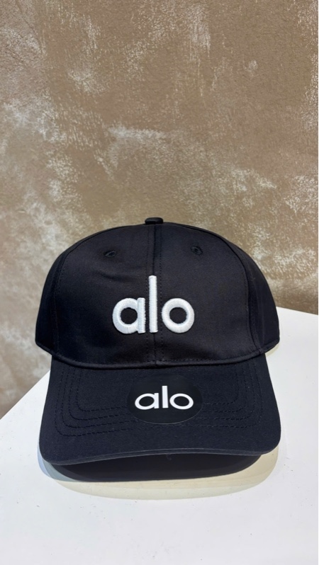 MŨ ALO – BLACK WHITE