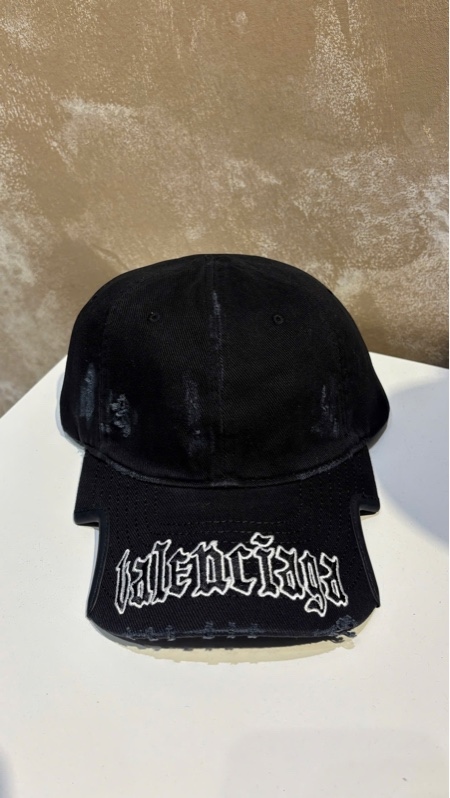 MŨ BALEN THÊU SLOGAN – BLACK