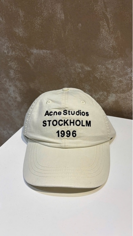 MŨ ACNE SLOGAN – BEIGE